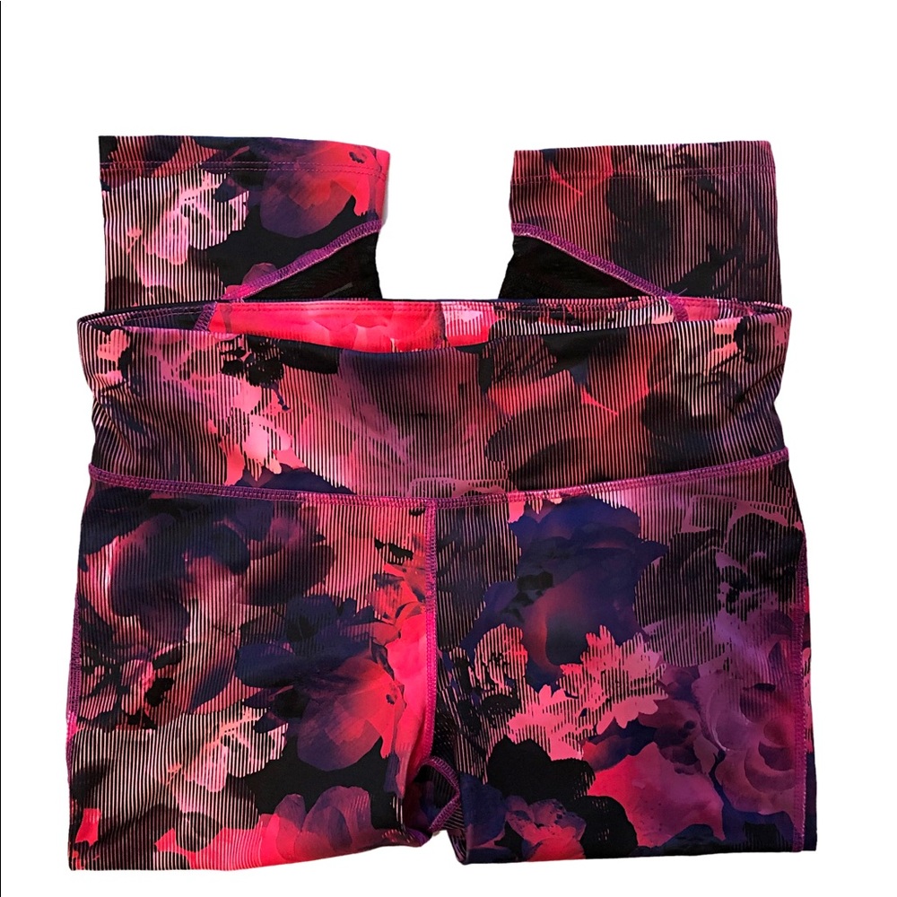 Xersion yoga/workout Capri leggings